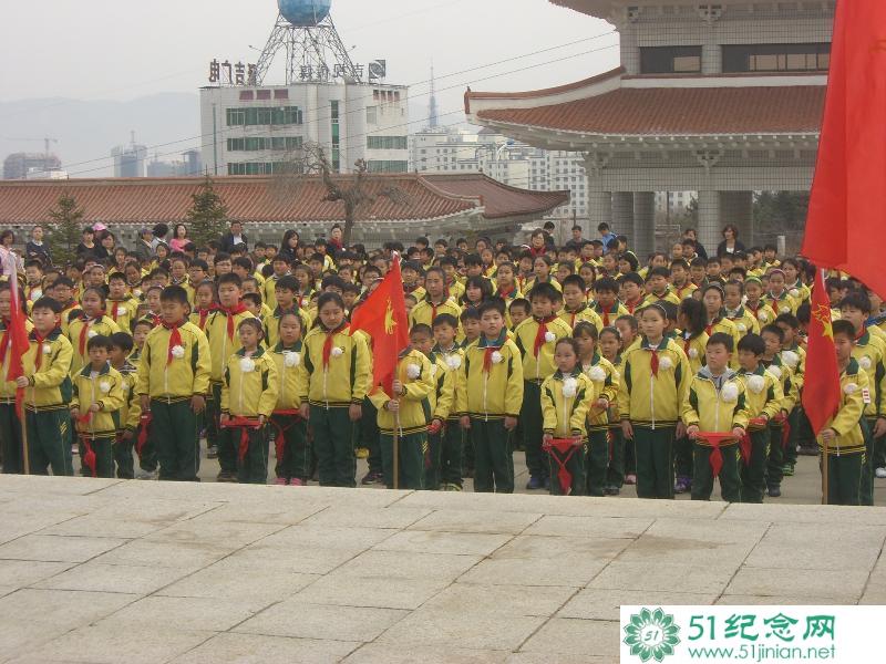 缅怀革命先烈、入队仪式_网上祭奠亲人_网上祭奠英烈_如何网上祭拜