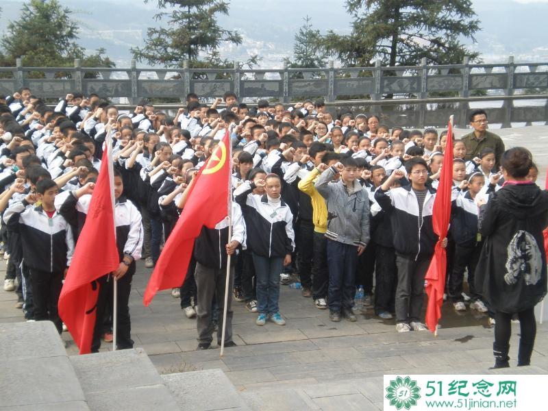 学生祭扫活动_网上祭奠亲人_网上祭奠英烈_如何网上祭拜