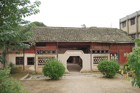 拔茅张氏宗祠修复前现状_51纪念网