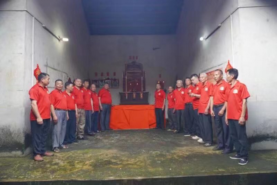 广西贺州莲塘白村洞心寺张氏【永发公祠】