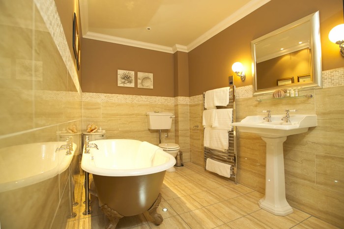 别让风水污秽堆积在浴室_51纪念网