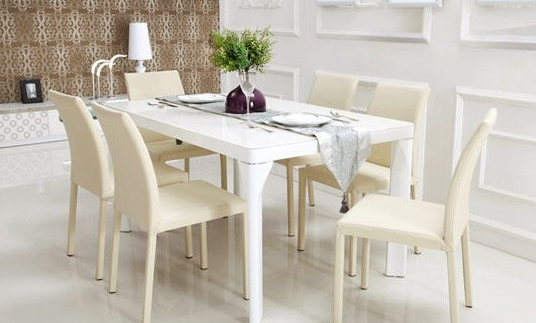 导致家庭不和的餐桌风水_51纪念网