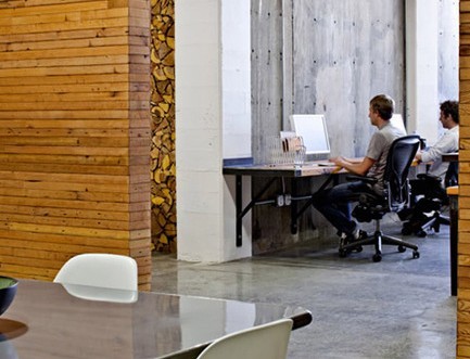 员工在办公室的坐向风水_51纪念网