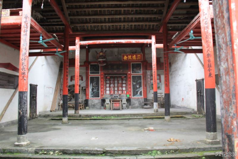 长木何氏宗祠_51纪念网